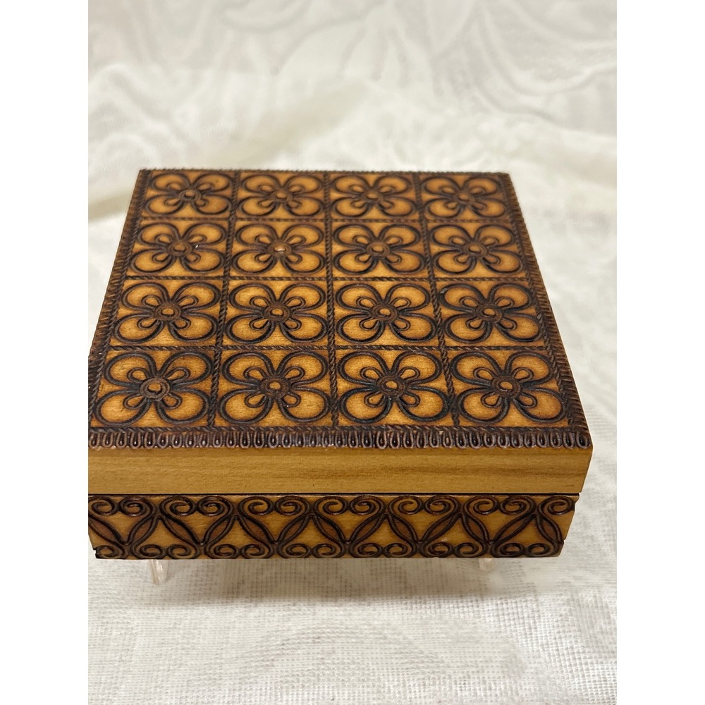 Vintage 80s Polish Wood Burned Trinket Box Floral Pyrography Jewelry Chest 4x4